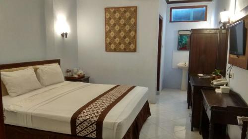 Paku Mas Hotel