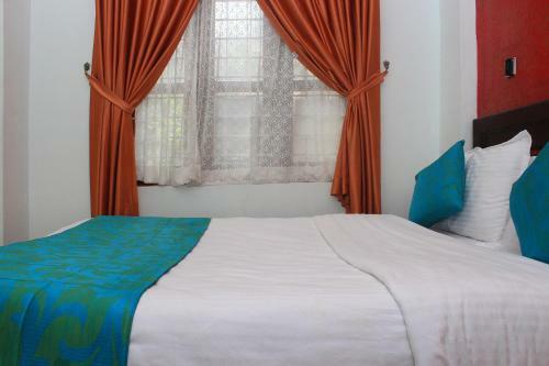 Oyo 14135 Ashly's Residency