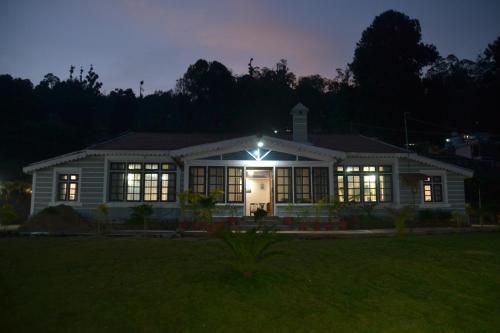 Hillington Cottage