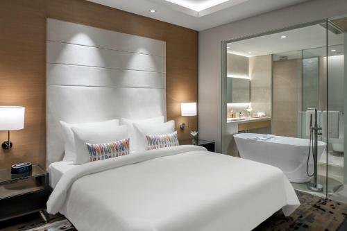 Feathers- A Radha Hotel, Chennai
