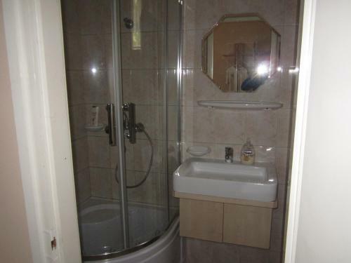 Sz�csi Apartment