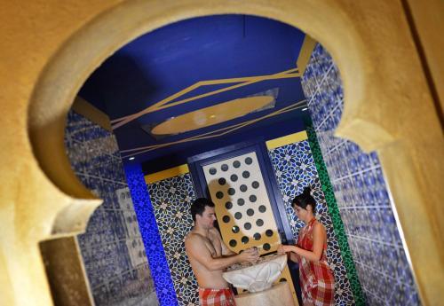 Mes�s Shiraz Wellness Hotel Superior
