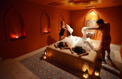 Mes�s Shiraz Wellness Hotel Superior