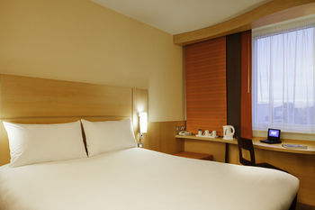 Hotel Ibis Luton Airport