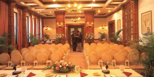The Gateway Hotel Marine Drive