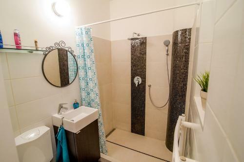 B32 Gell�rt Apartment