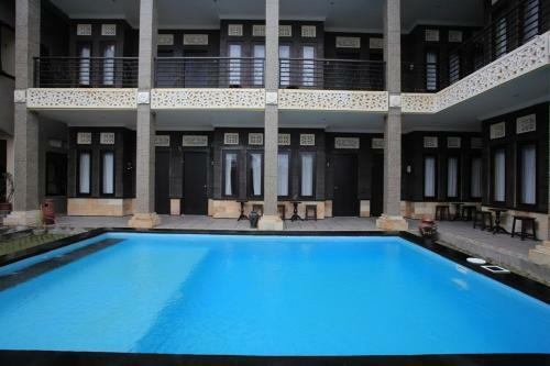 Hostal Reddoorz @ Goa Gong Jimbaran