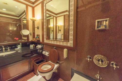 Hotel The Oberoi Grand Kolkata