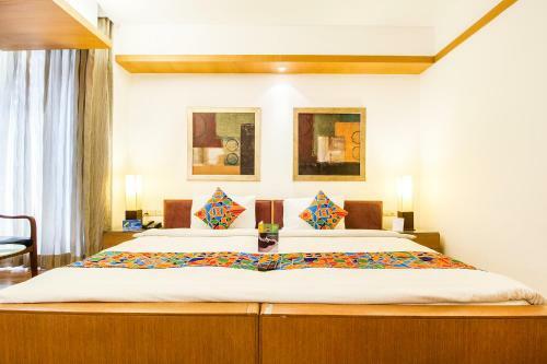 Fabhotel Raj Darbar Iffco