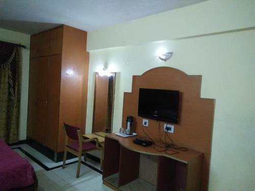 Hotel Vyshak Residency