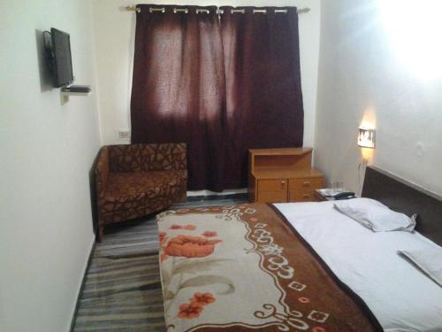 Hotel Rama Inn
