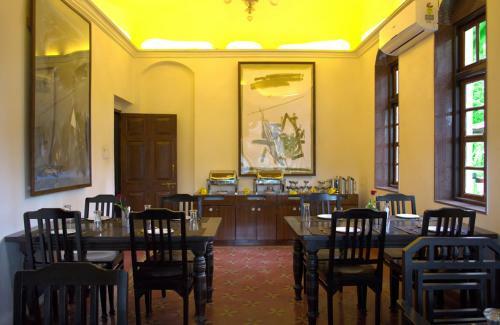 Hotel Krisna All Suite Stay