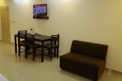 Hotel Anna Residency