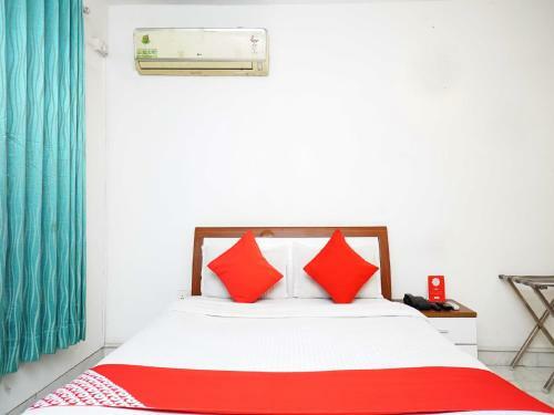 10 Blossoms Service Apartment Koregaon Park