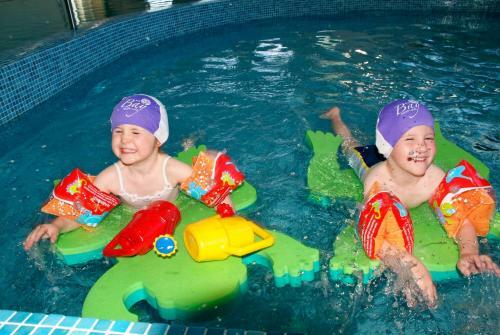 Kenmare Bay Hotel Lodges