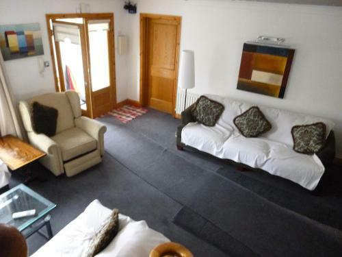Acton Lodge B&B