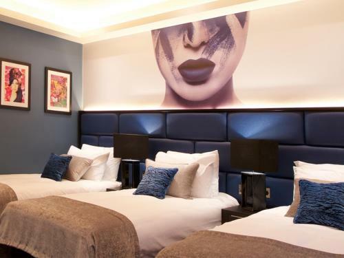 Spanish Arch Hotel