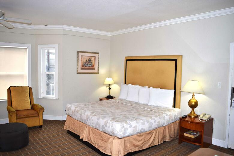Sia Park Executive Hotel