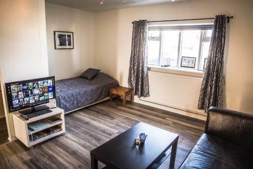 Bakki Hostel & Apartments