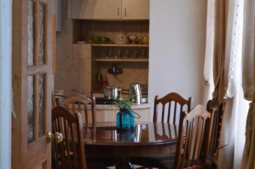 Apartment On Vertskhli 50