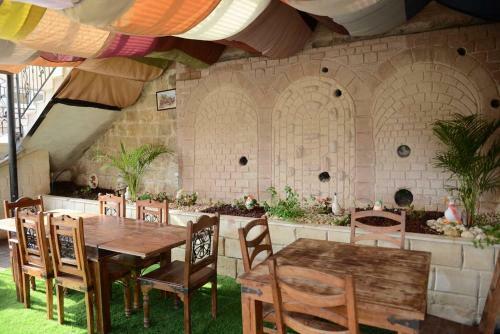 Hostal Mensa Christi Guesthouse