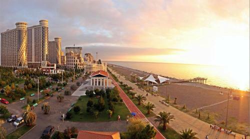 Aparthotel In Orbi Sea Towers