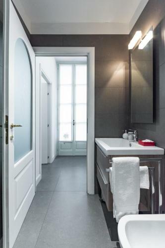 Stylish Apartments In Central Turin
