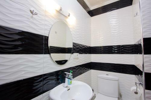Hostal Center Hotel