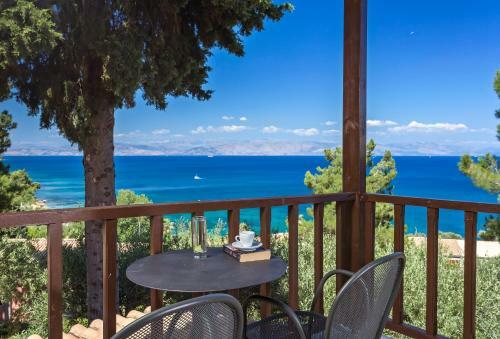 Hotel Aeolos Beach Resort