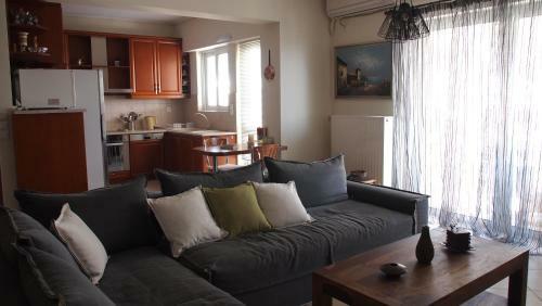 Glyf�da Family Apartment