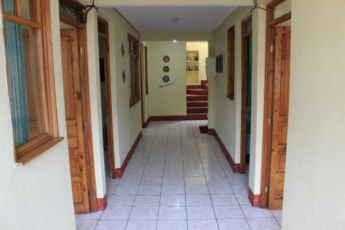 Restaurante, Bar Y Hotel Jarachik