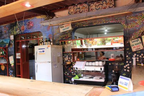 Restaurante, Bar Y Hotel Jarachik