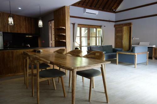 Hana Villa