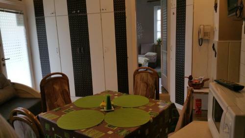 Apartment Patr�cia With Garden