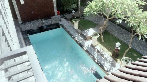 Kubu D' Bukit Kedonganan Homestay