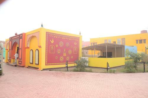 Hotel Sadda Pind