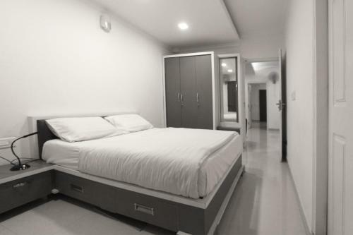 Livi Suites Serviced Apartments