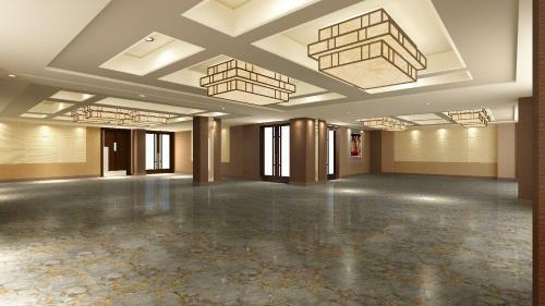 Hotel Efcee Sarovar Portico