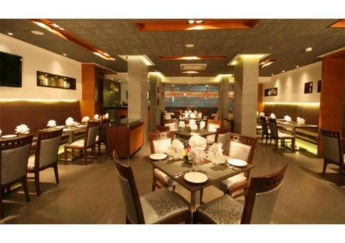 Hotel Suncity Premier Andheri