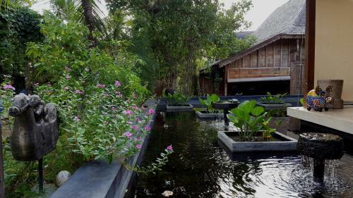 Hostal Wayang Retreat