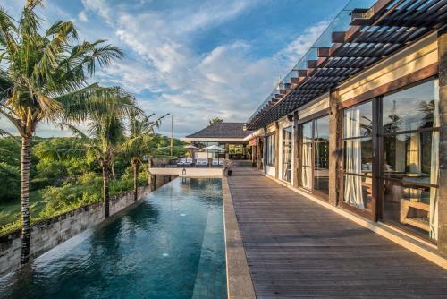 Pandawa Cliff Edge Ocean View Banyu Biru Villa