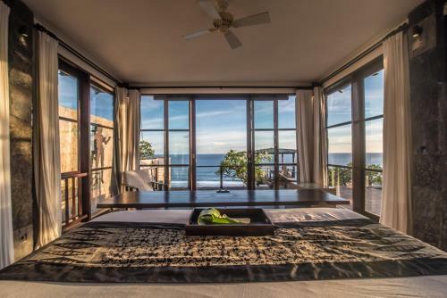 Pandawa Cliff Edge Ocean View Banyu Biru Villa