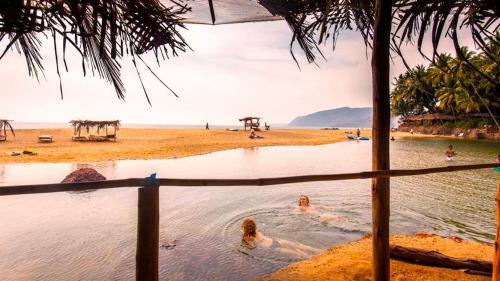 Hotel Krishna Paradise Beach Resort