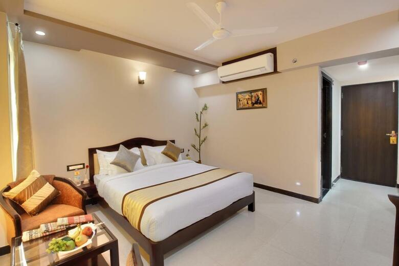 Hotel Trulyy Rudransh Inn