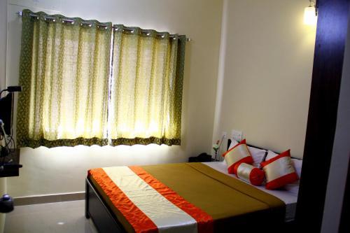 Lodge Suvarna Comforts