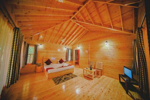 Hotel Bamboo Creek Resort