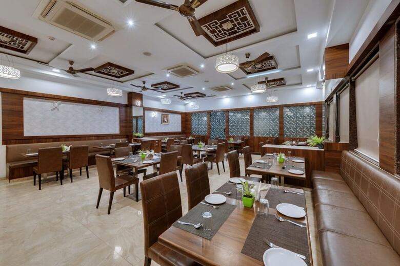 Hotel Vits Sagar Plaza, Pune Chakan