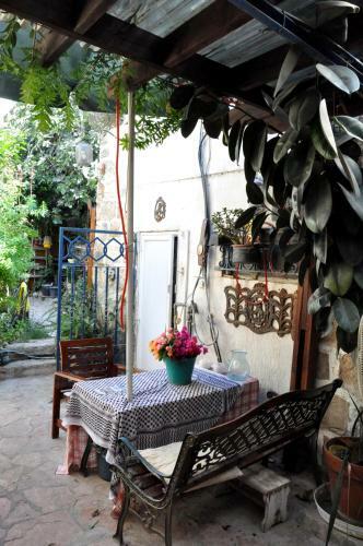 Cozy Garden