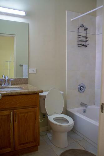 Two Bedroom Apartment In Kingston