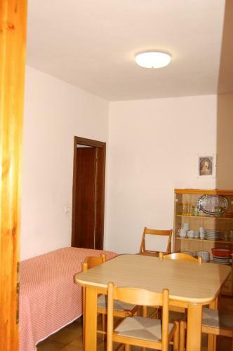 Apartments Aragosta
